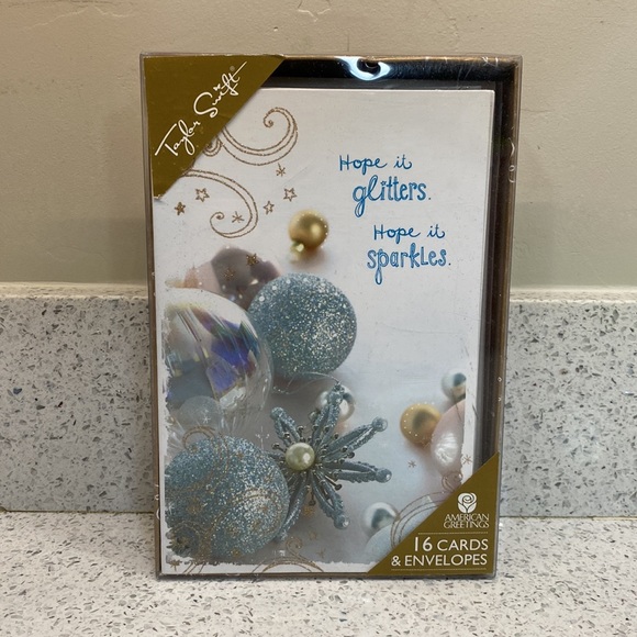 Taylor Swift Christmas Cards Complete Set of 16 - Picture 3 of 9